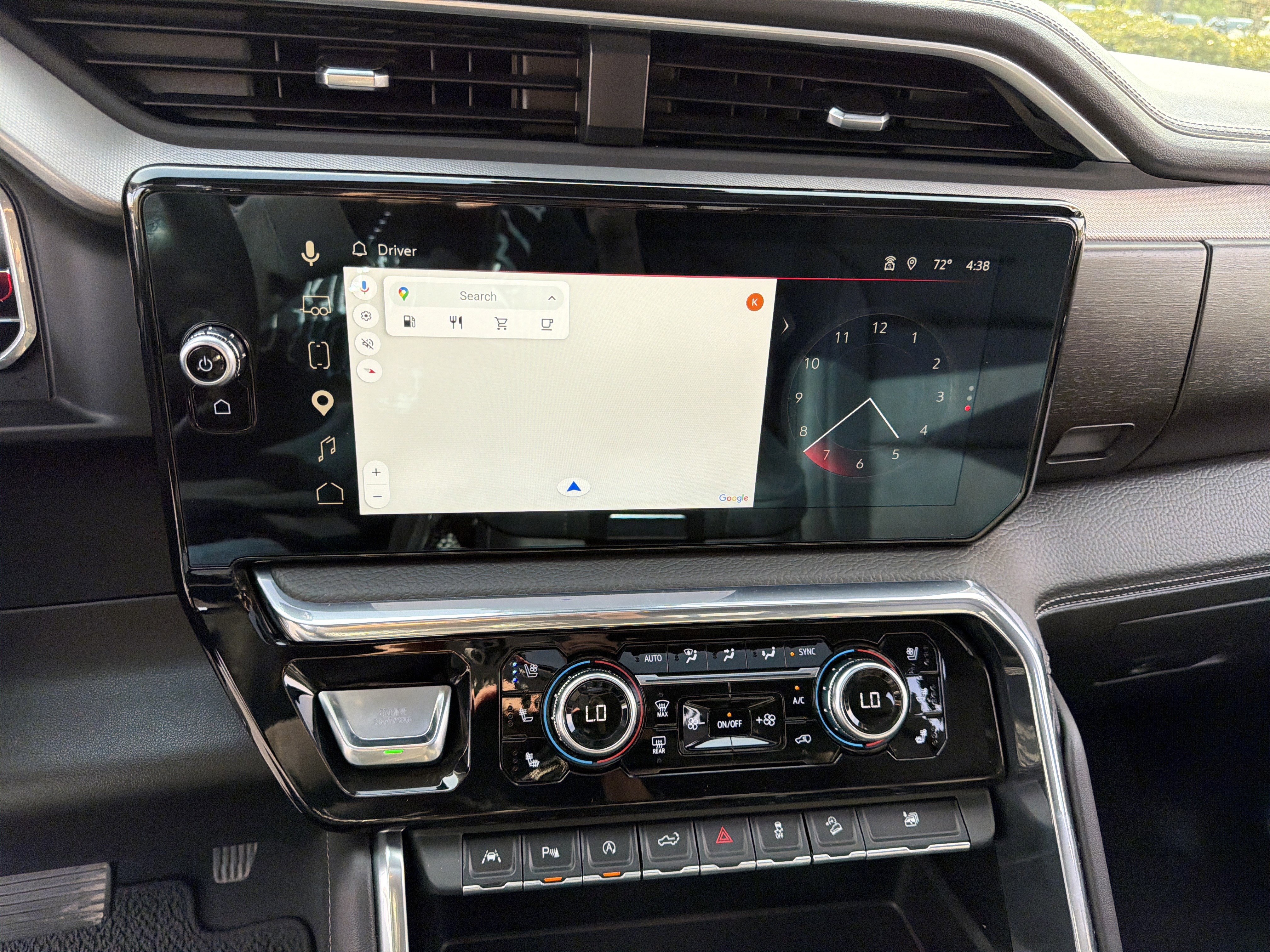 Used 2024 GMC Sierra 1500 Denali w/ Denali Reserve Package AWD/4WD image 26