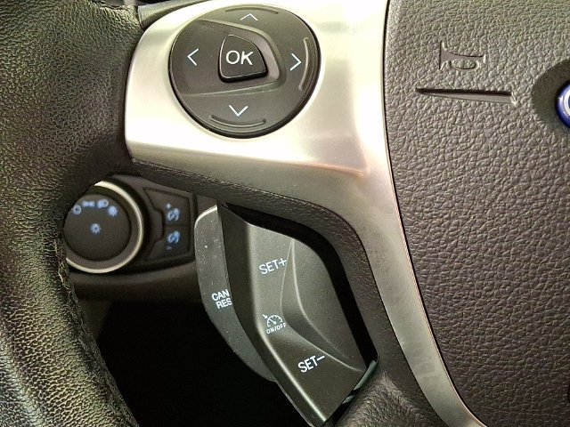 Used 2017 Ford C-MAX Titanium w/ Equipment Group 301A FWD image 21