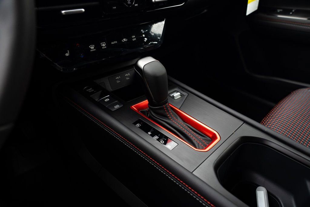 New 2026 Nissan Kicks SR w/ Cold Weather Package image 17