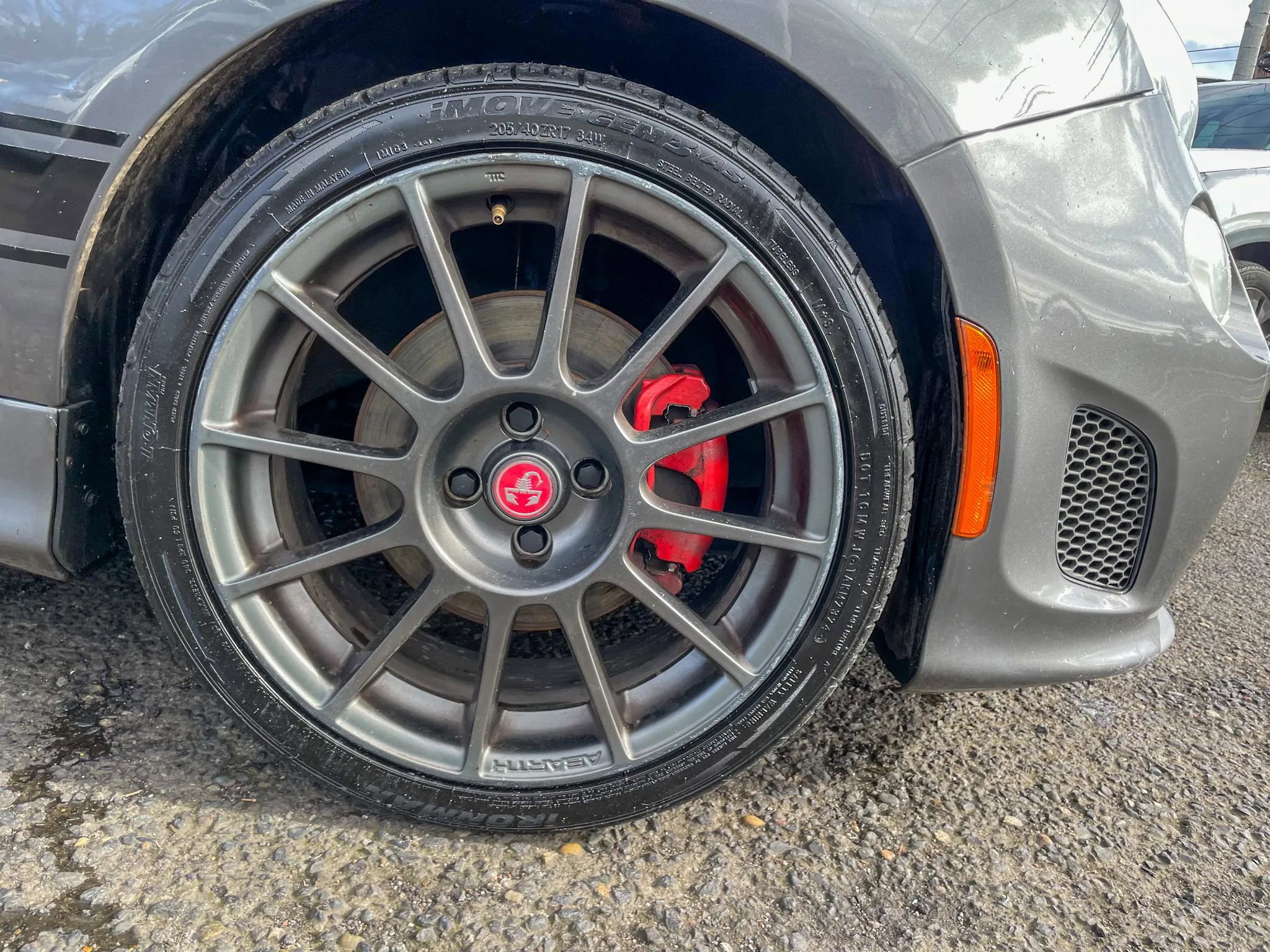 Used 2013 FIAT 500 Abarth w/ Beats Audio Pkg image 30