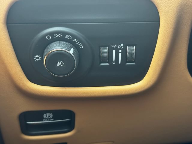 New 2026 Jeep Grand Cherokee Summit AWD/4WD image 24