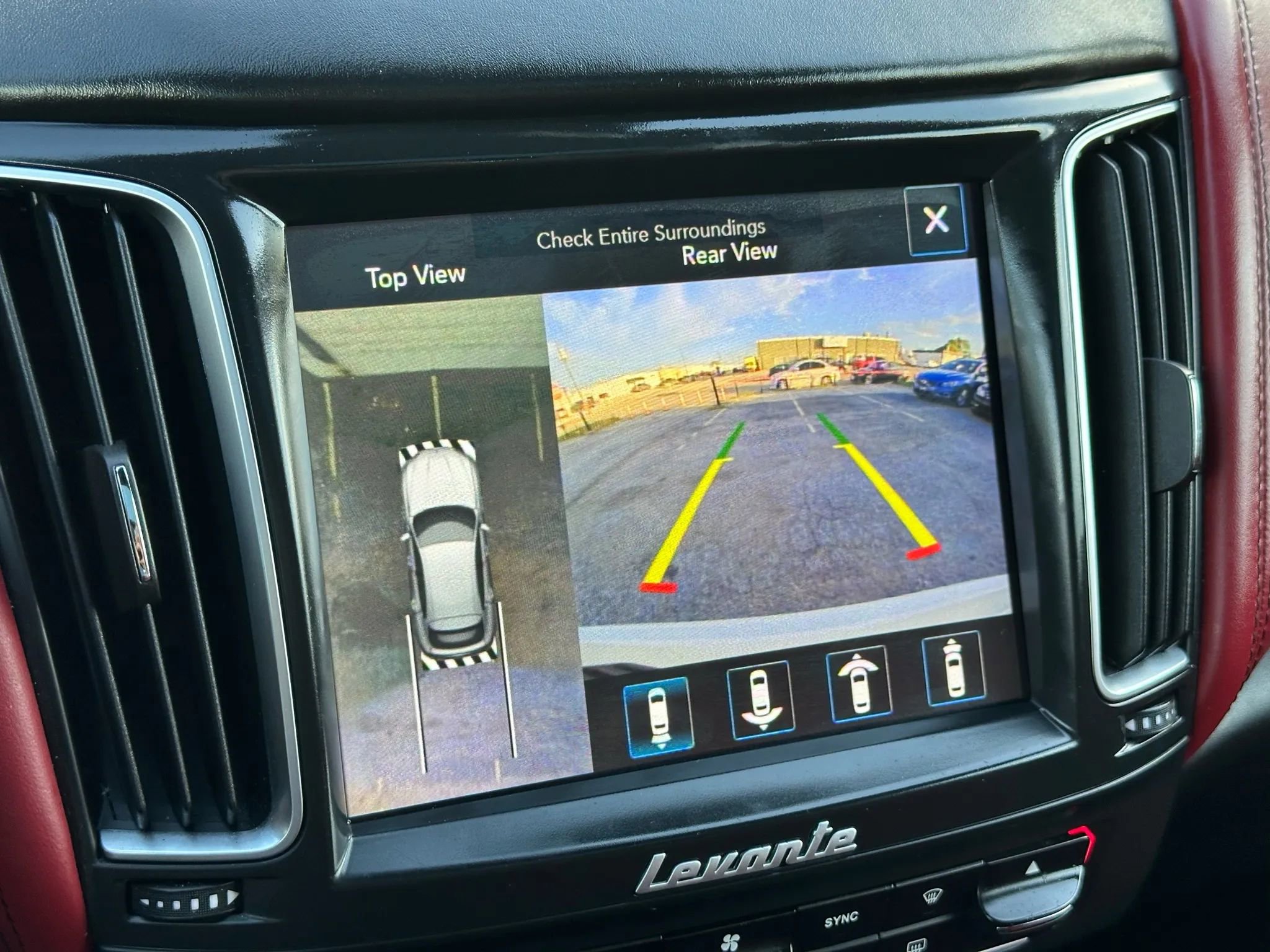 Used 2017 Maserati Levante w/ Sport Package image 37