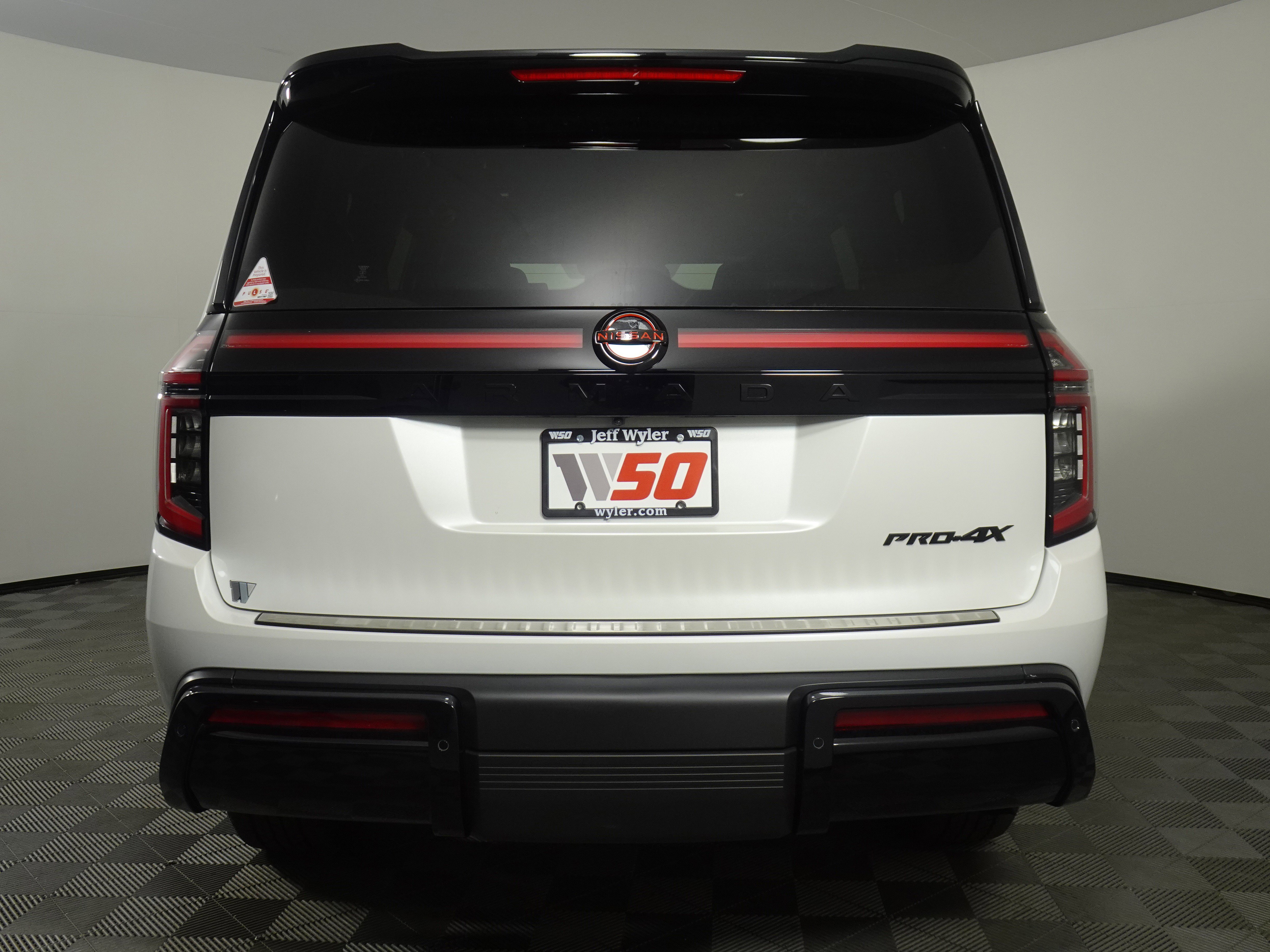 New 2025 Nissan Armada PRO-4X image 18