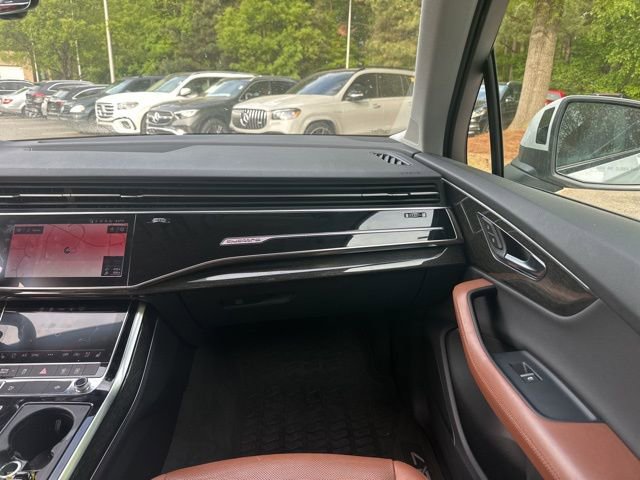 Used 2022 Audi Q7 Premium Plus w/ Premium Plus Package image 18