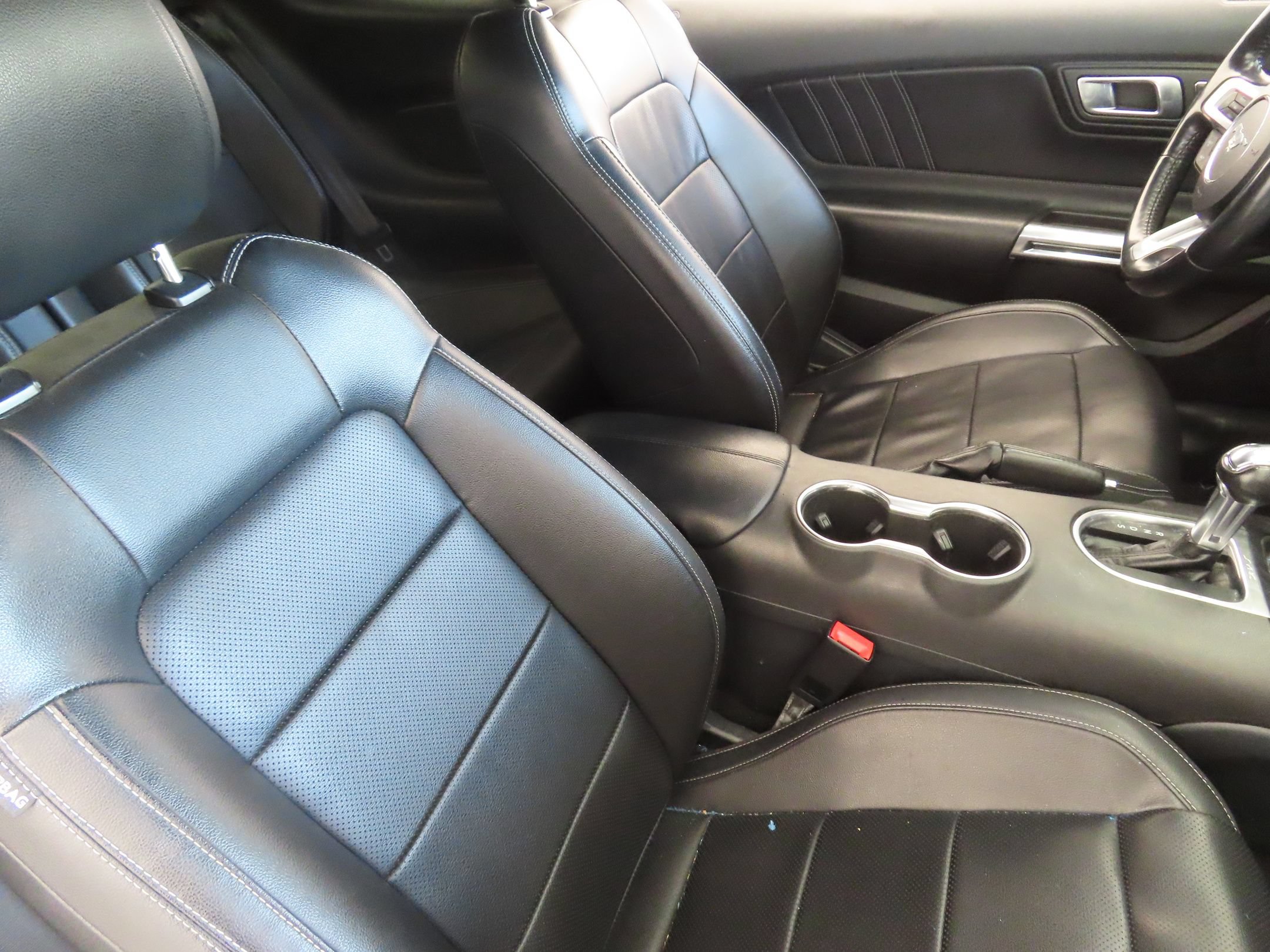 Used 2021 Ford Mustang Premium RWD image 24
