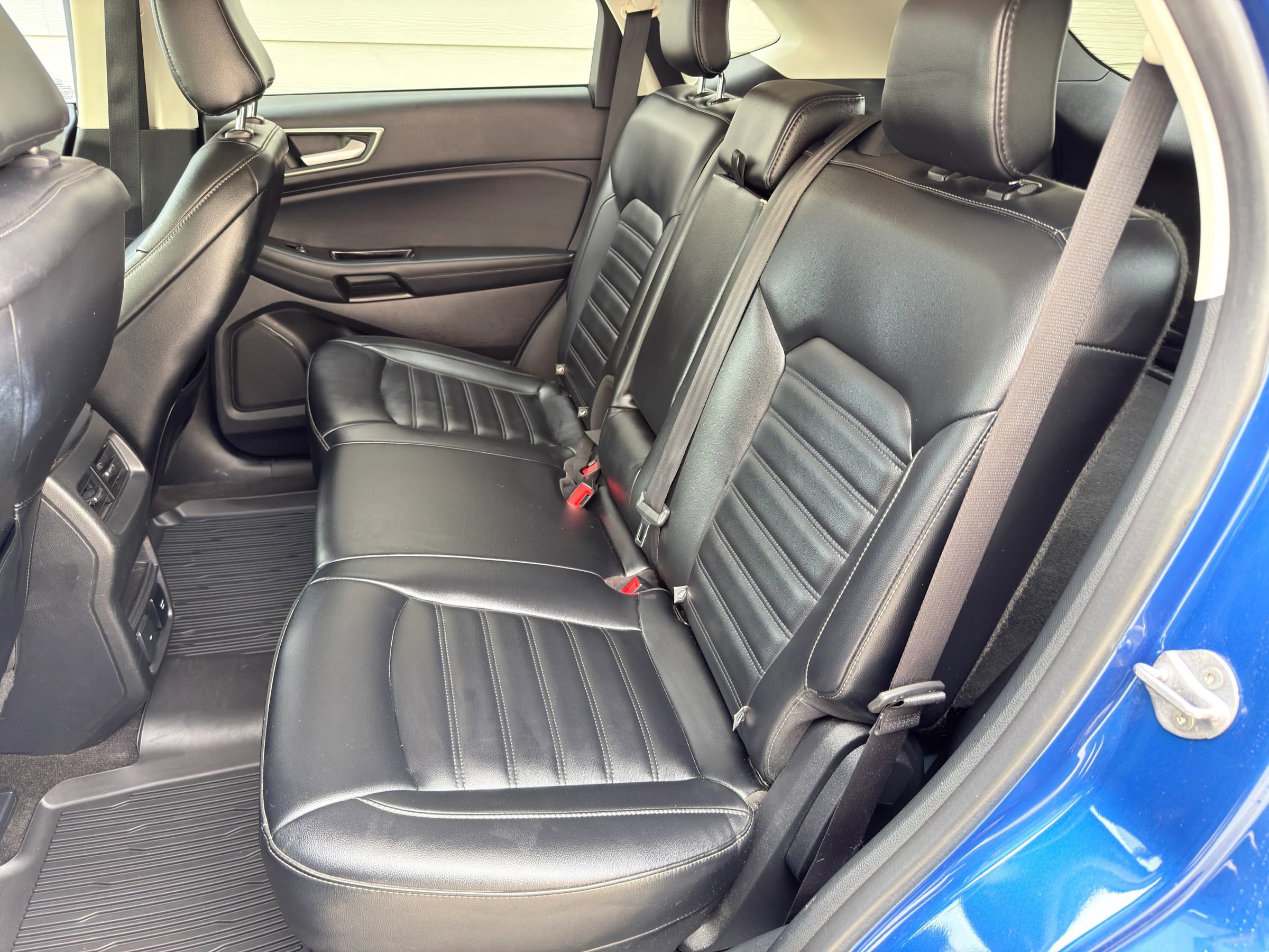 Used 2020 Ford Edge SEL w/ Convenience Package image 17