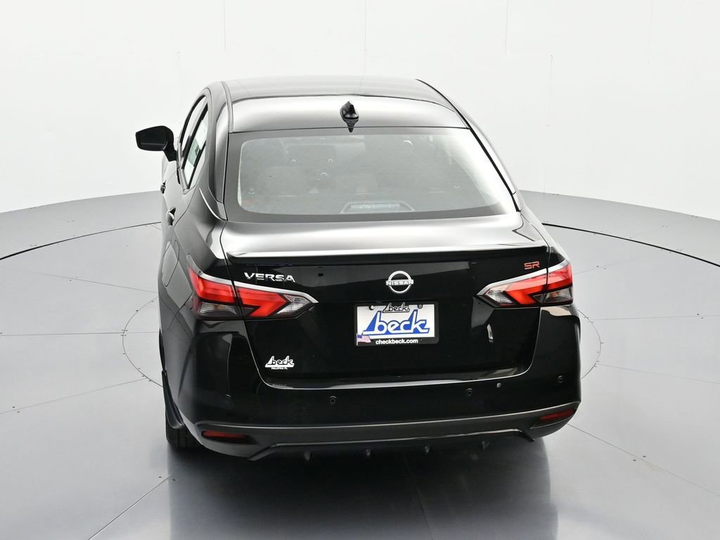 New 2025 Nissan Versa SR w/ Trunk Package FWD image 33