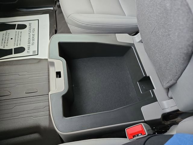 Used 2026 GMC Sierra 3500 SLT image 23