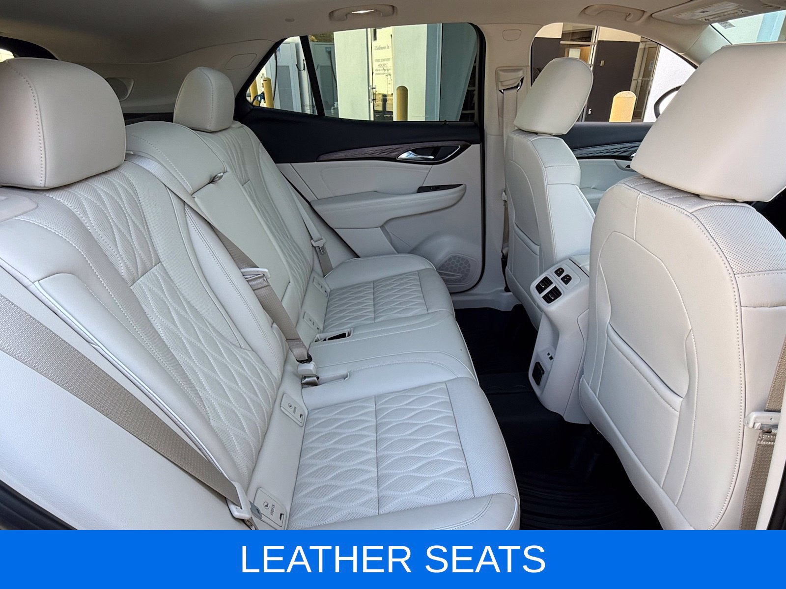 Used 2023 Buick Envision Avenir AWD/4WD image 19