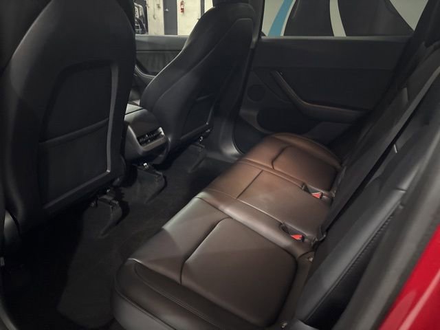 Used 2022 Tesla Model Y Performance image 26