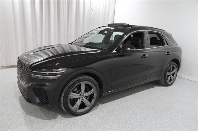 Used 2022 Genesis GV70 3.5T Sport w/ Sport Prestige Package image 3