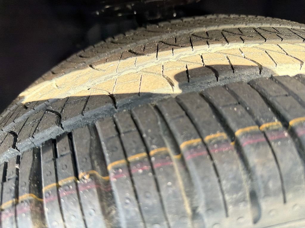 New 2026 Ford Explorer ST-Line w/ ST-Line Street Pack image 27