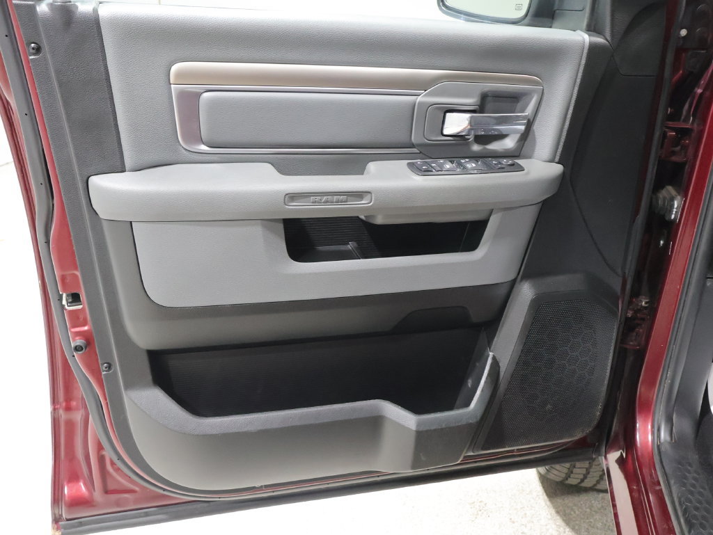 Used 2019 RAM 1500 Big Horn AWD/4WD image 13