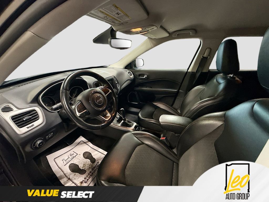 Used 2018 Jeep Compass Latitude w/ Popular Equipment Group AWD/4WD image 20