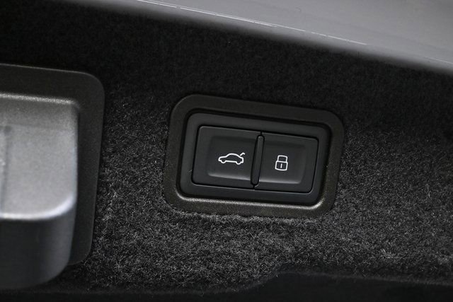 New 2026 Audi S8 4.0T image 31