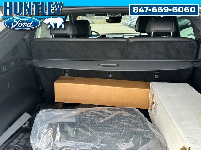 Used 2023 Genesis GV60 Performance image 12