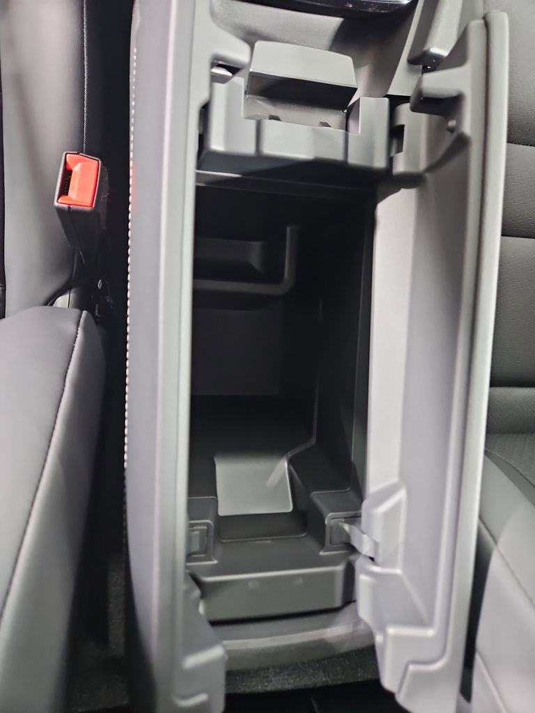 New 2026 Nissan Rogue SV image 25