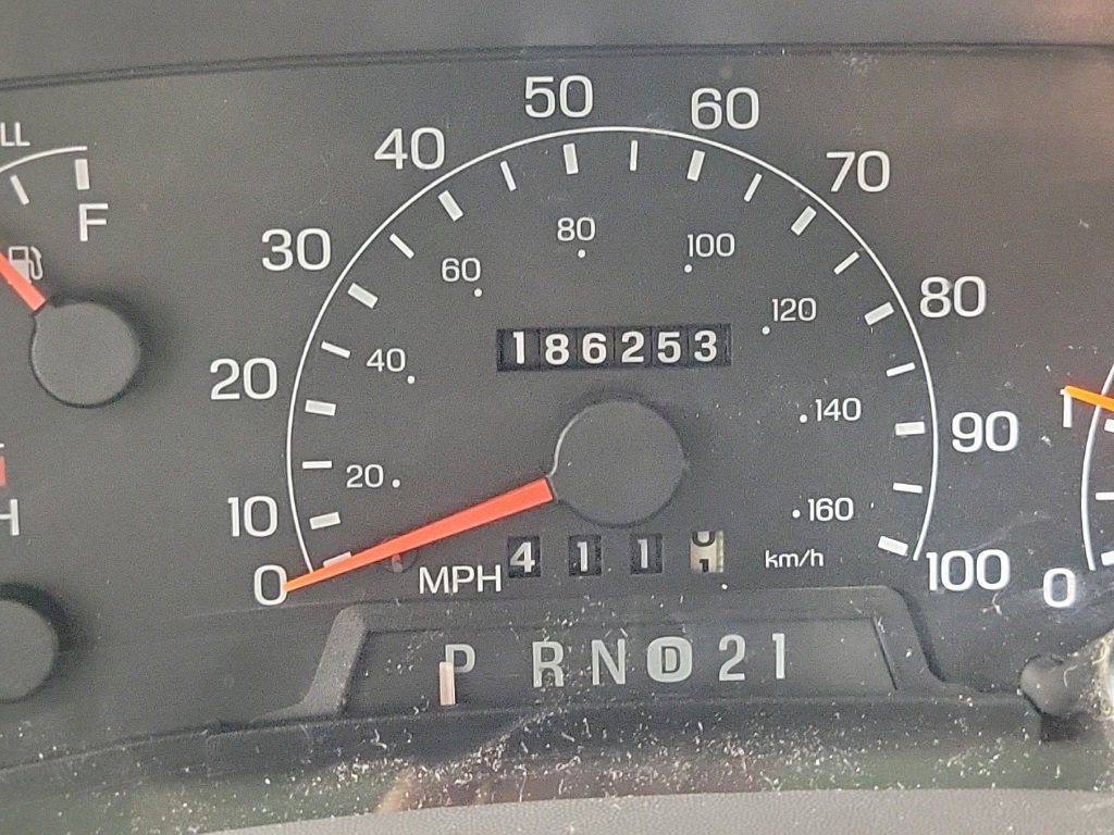 Used 2001 Ford F350 XL image 23