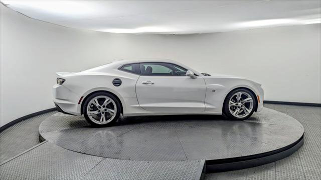 Used 2021 Chevrolet Camaro LT w/ RS Package image 10