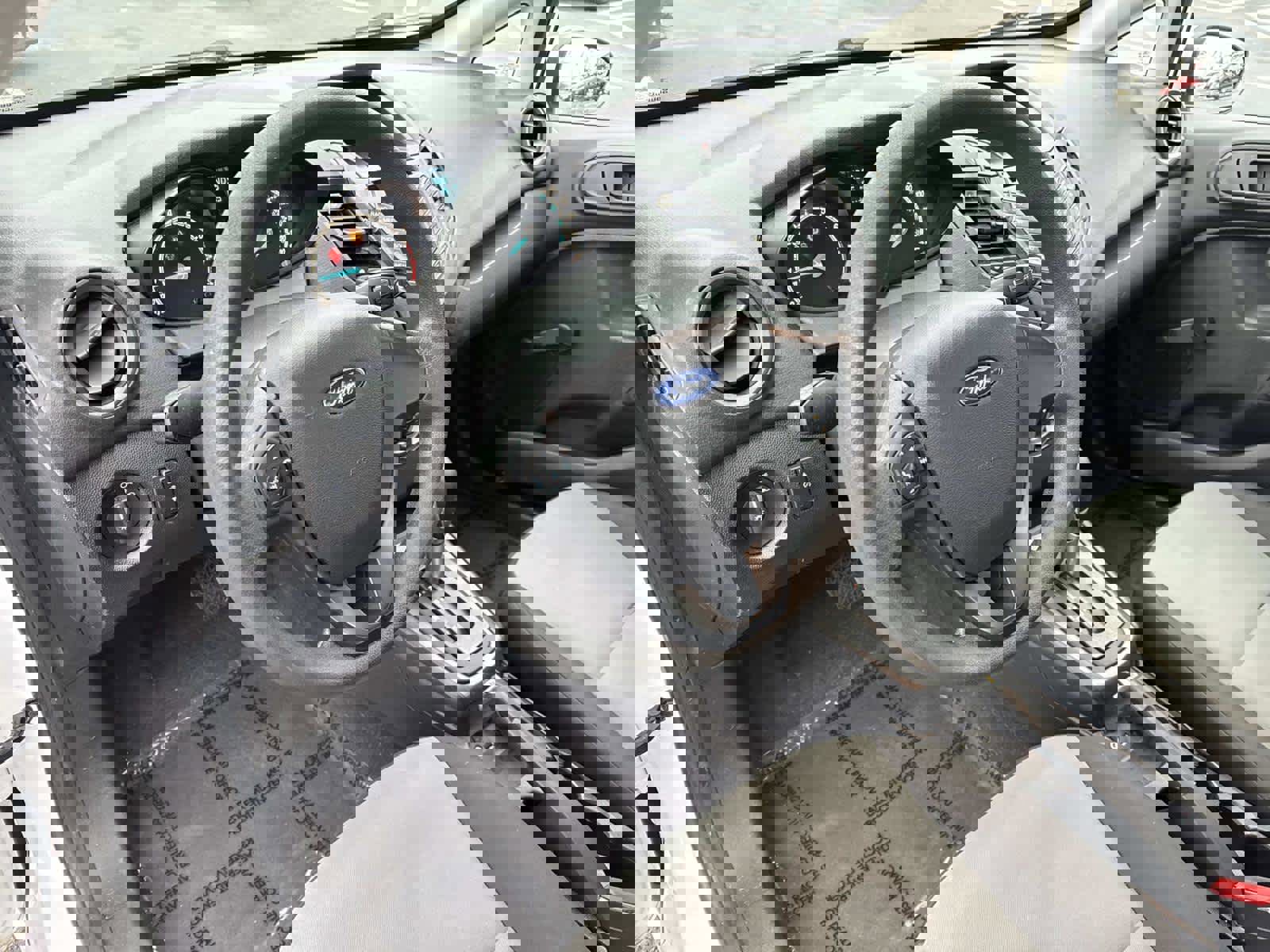 Used 2016 Ford Fiesta S image 20