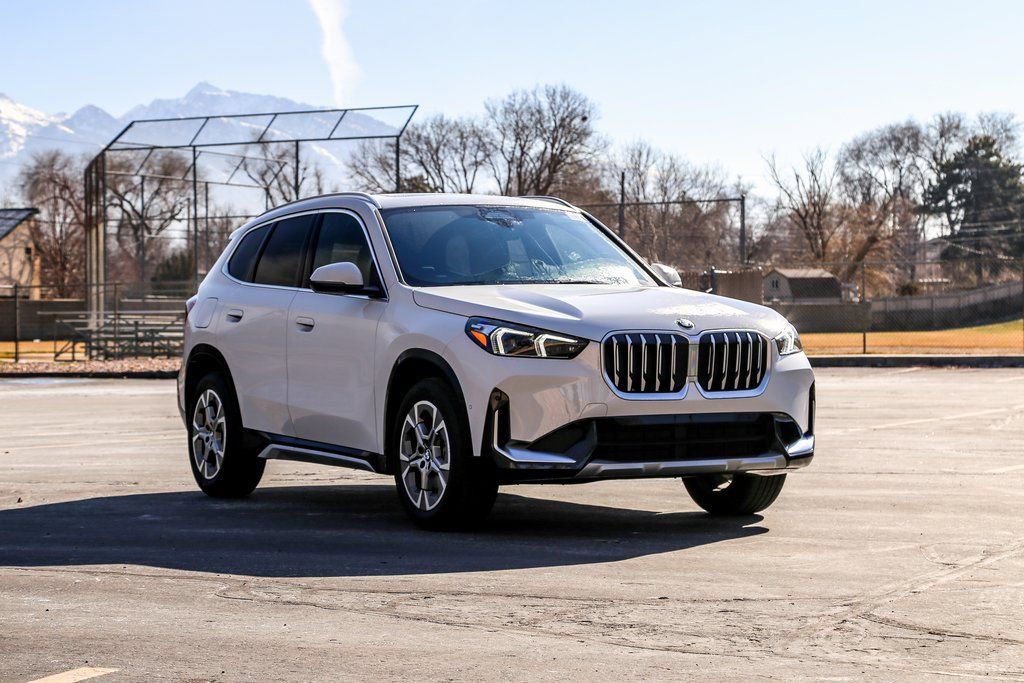 New 2026 BMW X1 xDrive28i w/ Convenience Package AWD/4WD image 7