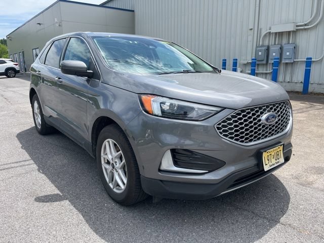 Used 2024 Ford Edge SEL AWD/4WD image 3