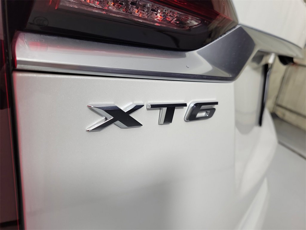 Certified 2023 Cadillac XT6 Premium Luxury w/ Platinum Package image 7