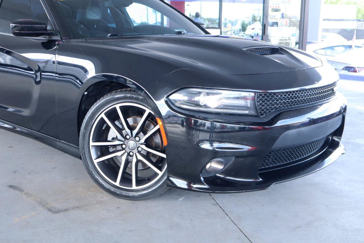 Used 2019 Dodge Charger GT w/ Plus Group RWD image 2