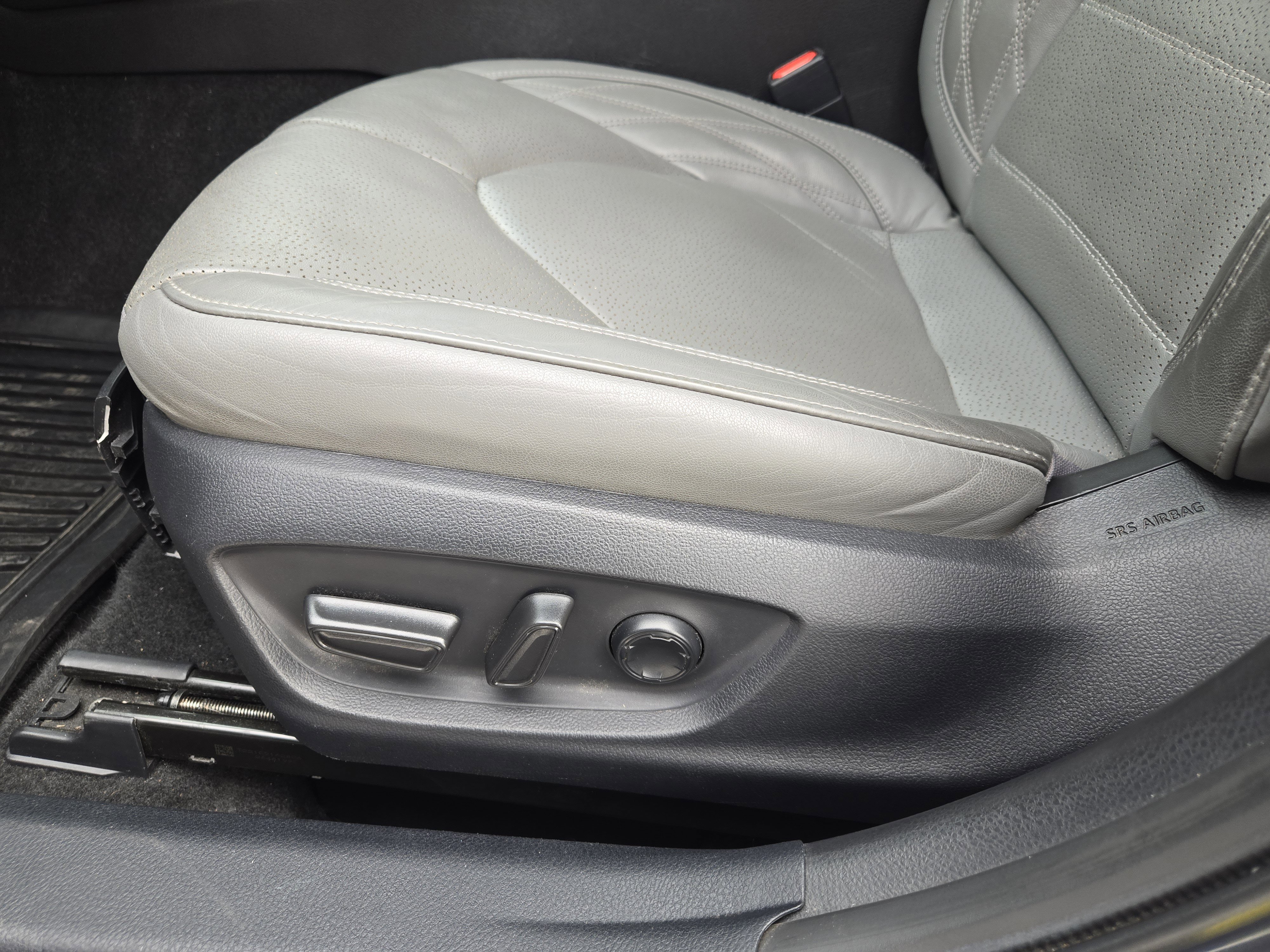 Used 2022 Toyota Avalon Limited w/ Advanced Safety Package image 26