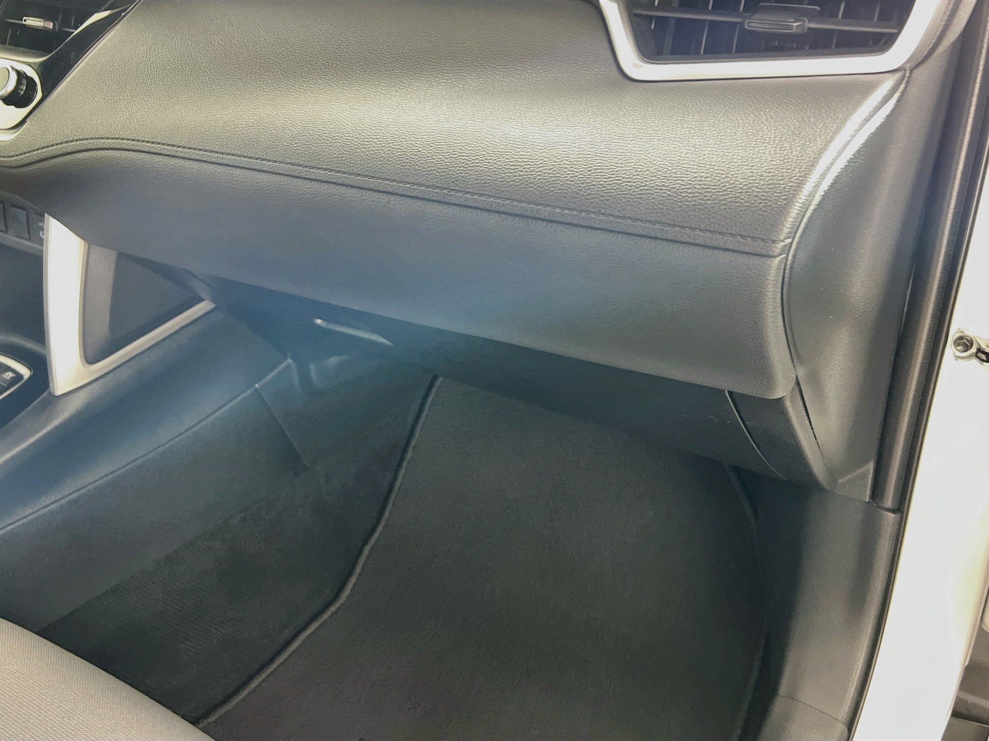 Used 2023 Toyota Corolla Cross AWD Hybrid image 34