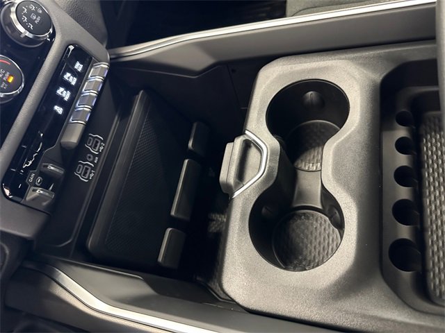 New 2026 RAM 1500 4x4 Crew Cab image 30