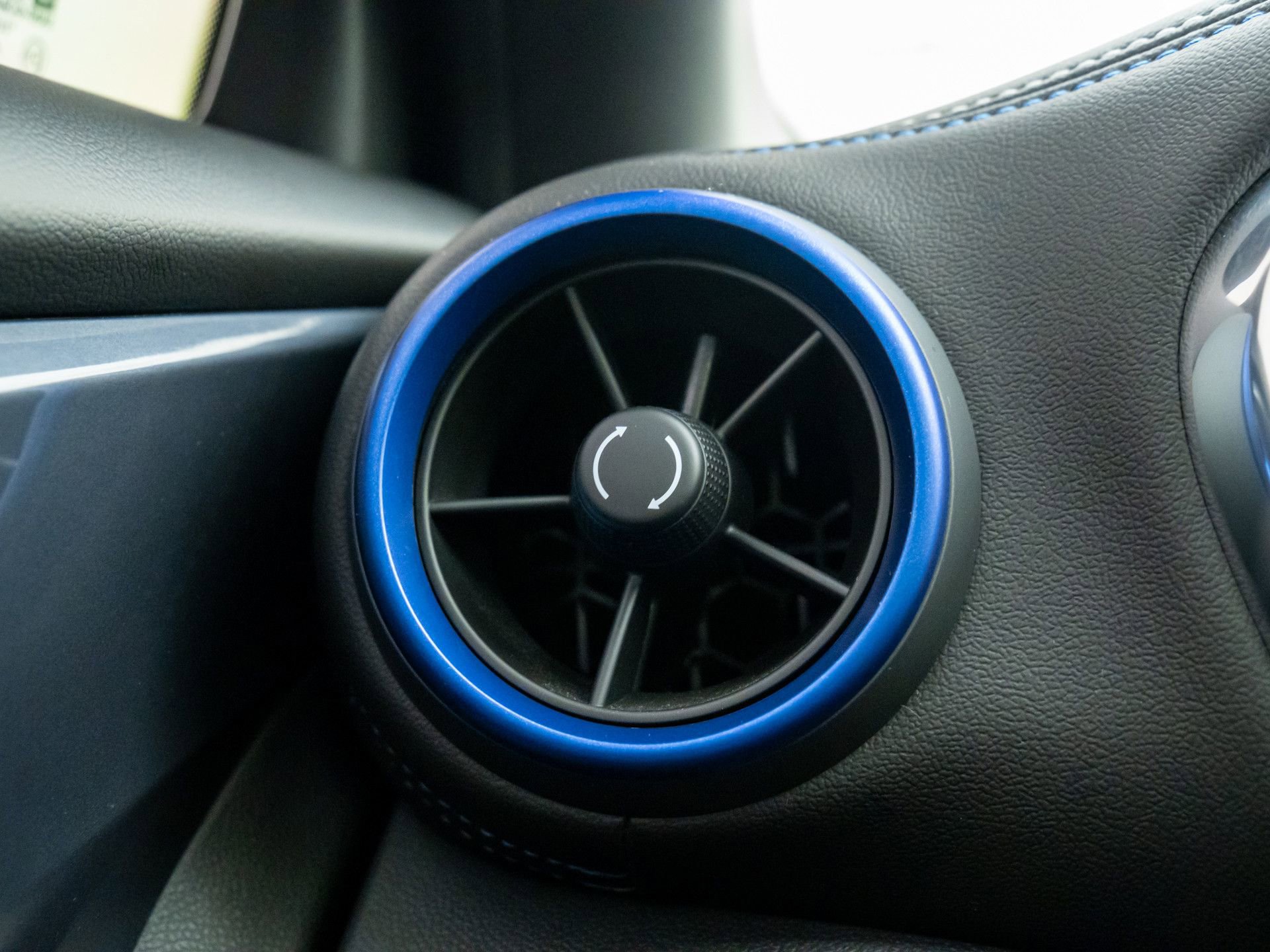 Used 2023 Chevrolet Blazer RS w/ Driver Confidence II Package image 37