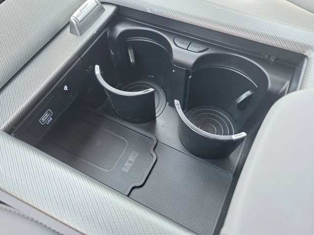 Used 2024 Hyundai Palisade SEL FWD image 16