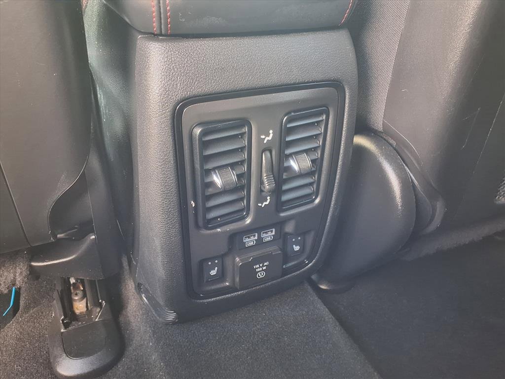 Used 2024 Dodge Durango GT image 15