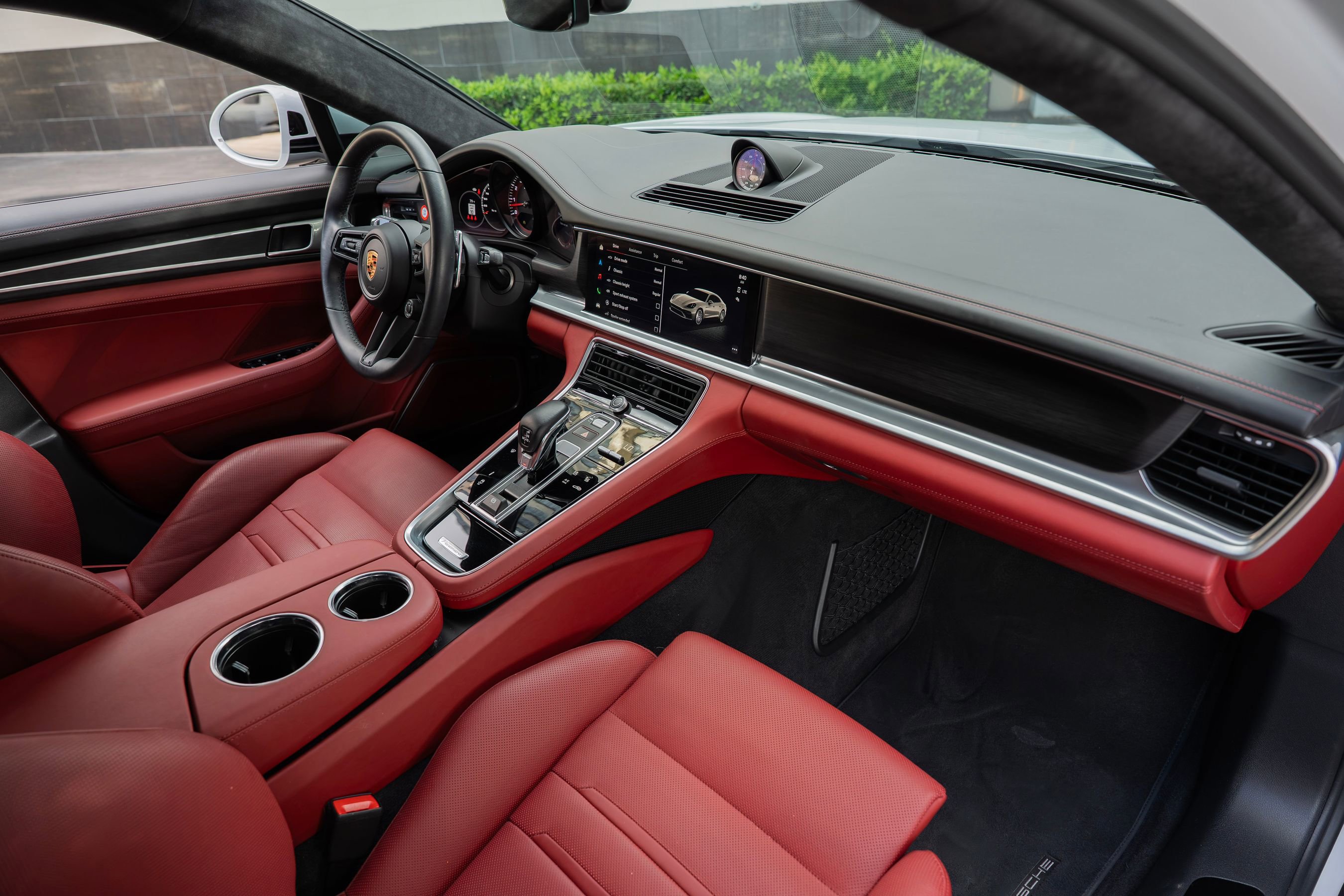 Used 2023 Porsche Panamera GTS AWD/4WD image 2