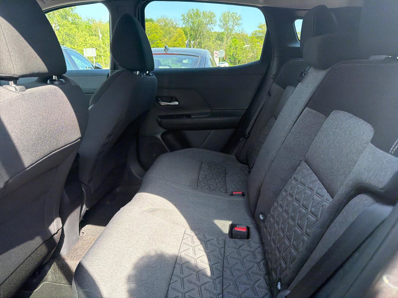 Used 2025 Nissan Kicks SV AWD/4WD image 19