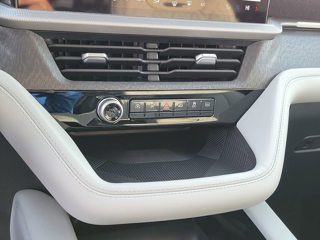 New 2026 Ford Explorer Platinum w/ LUX Leather Package image 28