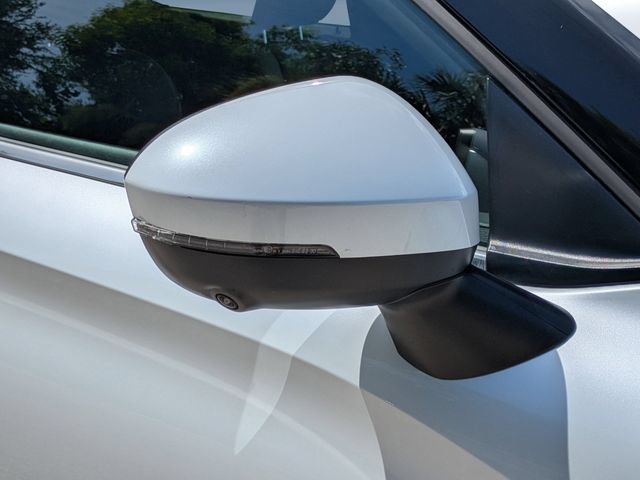 Used 2025 Mitsubishi Outlander SE FWD image 11