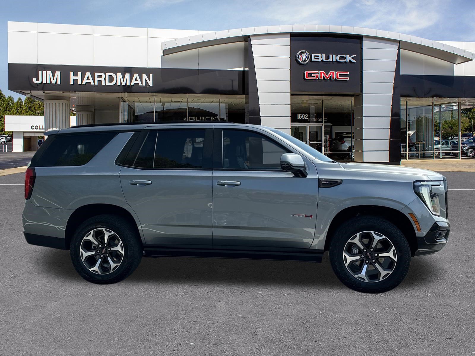 Used 2025 GMC Yukon AT4 Ultimate image 8