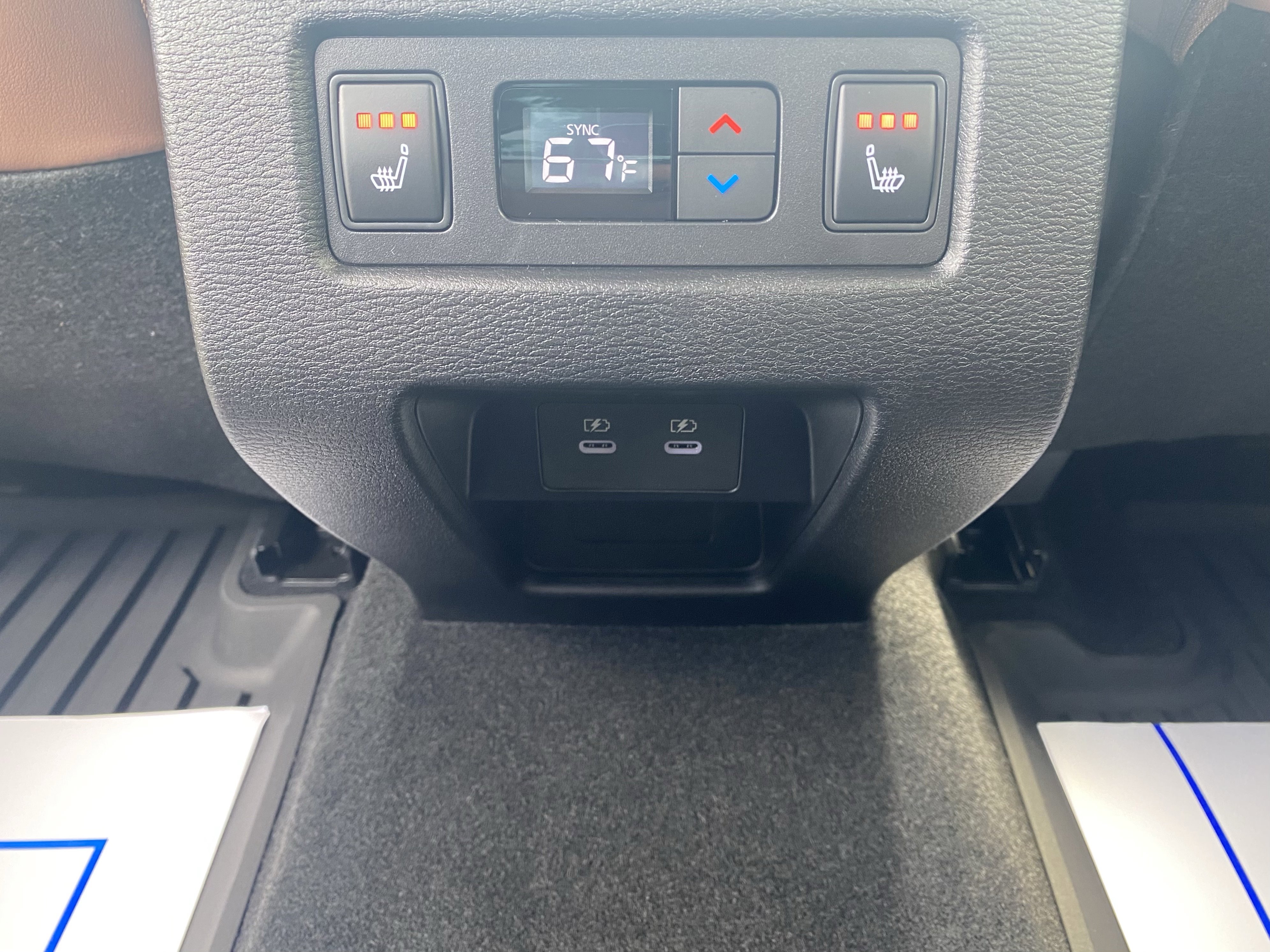 New 2025 Mitsubishi Outlander SEL image 23