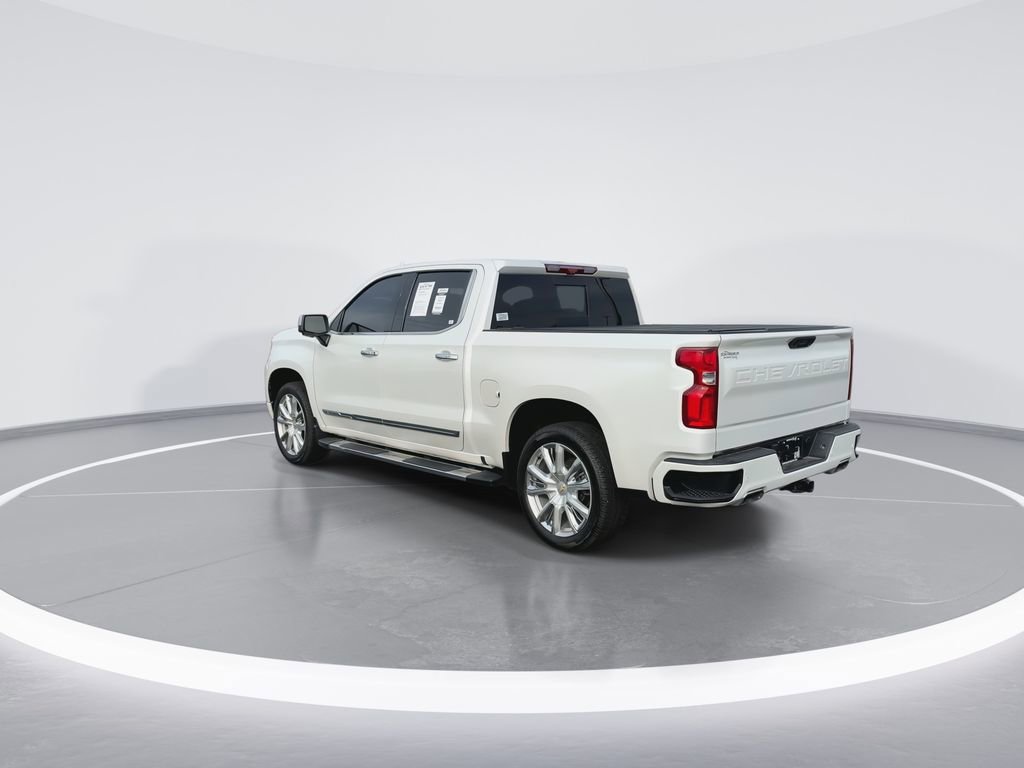 Used 2023 Chevrolet Silverado 1500 High Country w/ High Country Premium Package image 6