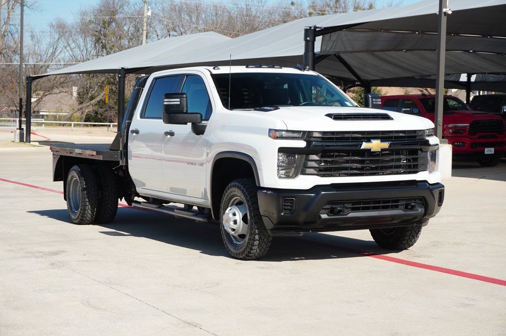 Used 2024 Chevrolet Silverado 3500 W/T image 5