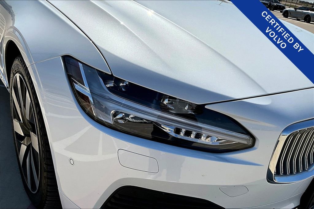 Certified 2024 Volvo S90 T8 Ultimate w/ Lounge Package image 38