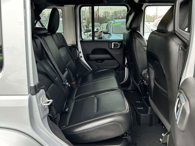 Used 2022 Jeep Wrangler Unlimited Sahara w/ Cold Weather Group image 22