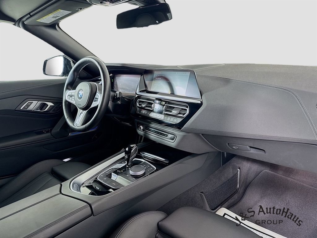 Used 2025 BMW Z4 sDrive30i image 30