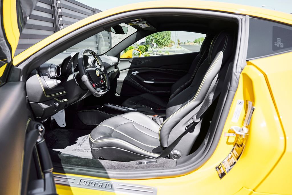 Used 2021 Ferrari F8 Tributo image 37