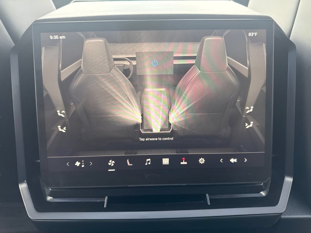 Used 2024 Tesla Cybertruck AWD Crew Cab image 13