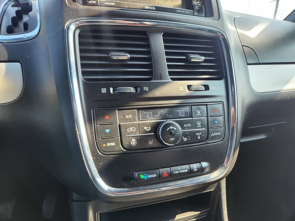 Used 2017 Dodge Grand Caravan GT image 11