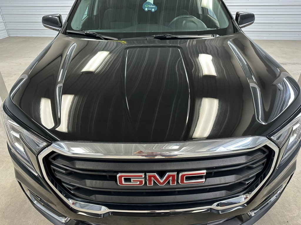 Used 2023 GMC Terrain SLE w/ Driver Convenience Package FWD image 40