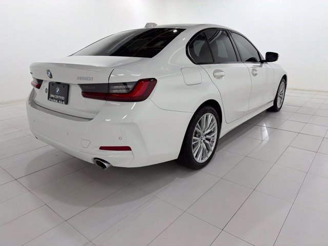 Certified 2023 BMW 330i xDrive Sedan w/ Premium Package AWD/4WD image 5